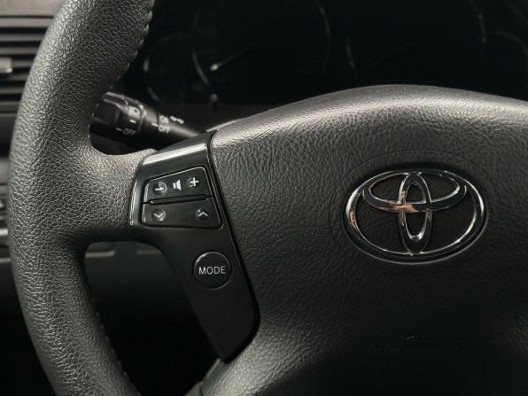 Toyota Avensis II Рестайлинг с пробегом 2006 года, цена 819 900 рублей, 301000 км, седан, Автокод Объявления