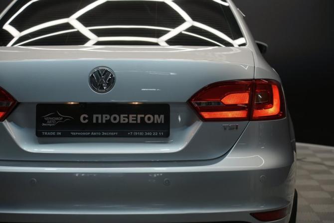 Volkswagen Jetta VI с пробегом 2013 года, цена 1 080 000 рублей, 233850 км, седан, Автокод Объявления