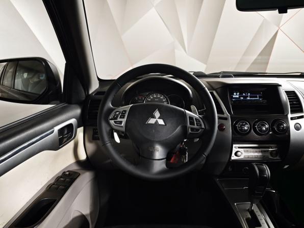 Mitsubishi Pajero Sport II с пробегом 2010 года, цена 1 259 000 рублей, 285777 км, внедорожник, Автокод Объявления