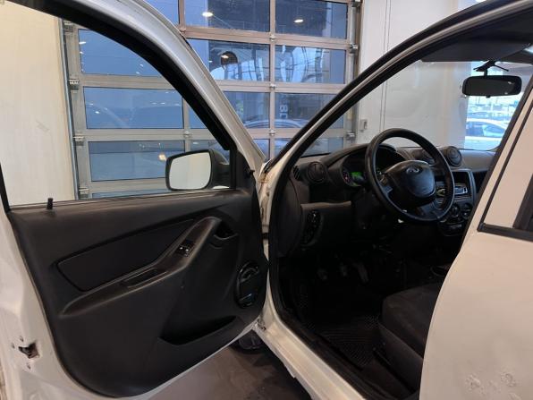 Lada (ВАЗ) Granta I с пробегом 2012 года, цена 150 000 рублей, 228606 км, седан, Автокод Объявления