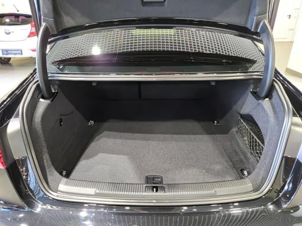 Audi A6 IV (C7) Рестайлинг с пробегом 2016 года, цена 2 555 000 рублей, 166916 км, седан, Автокод Объявления