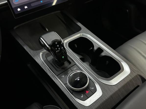 Jaecoo J7 I с пробегом 2024 года, цена 2 900 000 рублей, 5100 км, внедорожник, Автокод Объявления