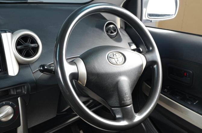 Toyota Ist I с пробегом 2002 года, цена 669 000 рублей, 110000 км, хэтчбек, Автокод Объявления