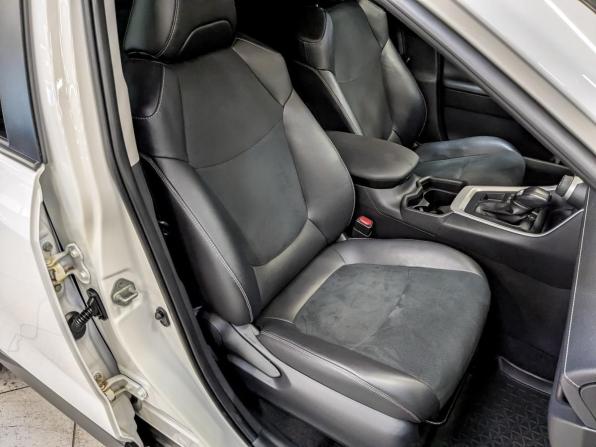 Toyota RAV4 V (XA50) с пробегом 2021 года, цена 3 390 000 рублей, 136228 км, внедорожник, Автокод Объявления