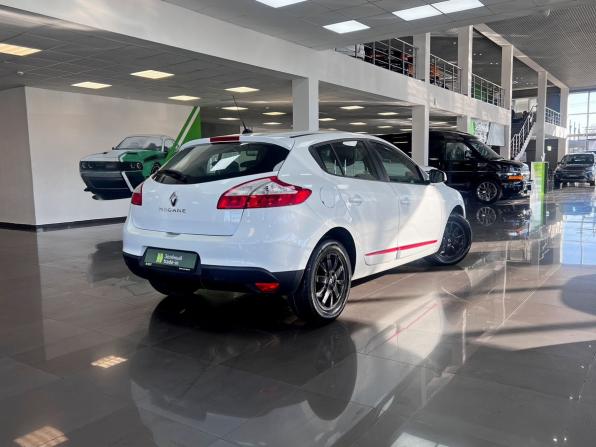 Renault Megane III Рестайлинг с пробегом 2013 года, цена 590 000 рублей, 228410 км, хэтчбек, Автокод Объявления