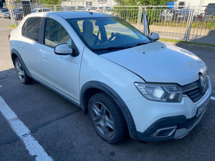 Renault Logan II Рестайлинг Санкт-Петербург  - изображение 1