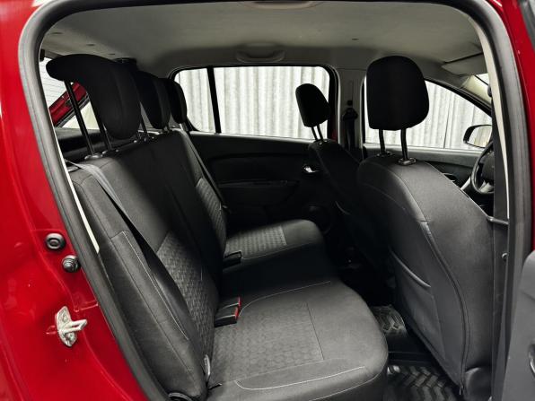 Renault Sandero II с пробегом 2014 года, цена 765 000 рублей, 158464 км, хэтчбек, Автокод Объявления