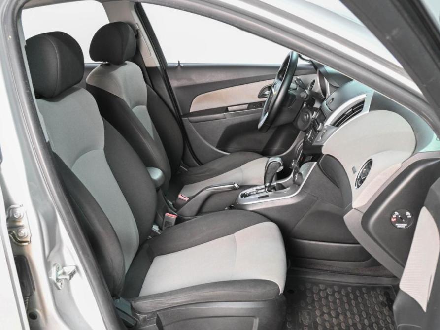 Chevrolet Cruze I Рестайлинг Ростов-на-Дону  - изображение 8