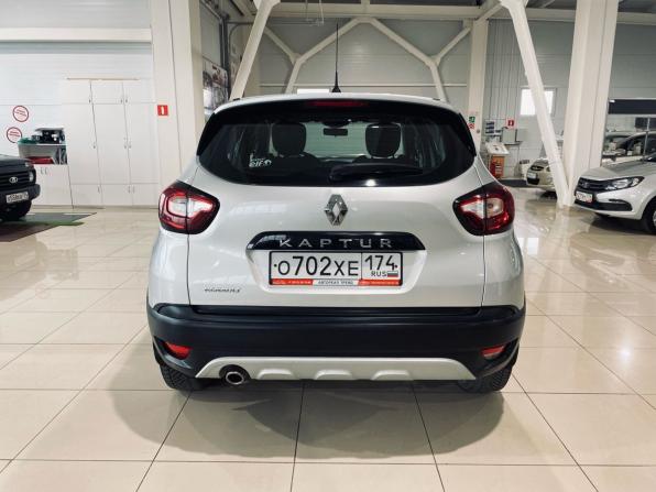 Renault Kaptur I с пробегом 2017 года, цена 1 550 000 рублей, 83000 км, внедорожник, Автокод Объявления
