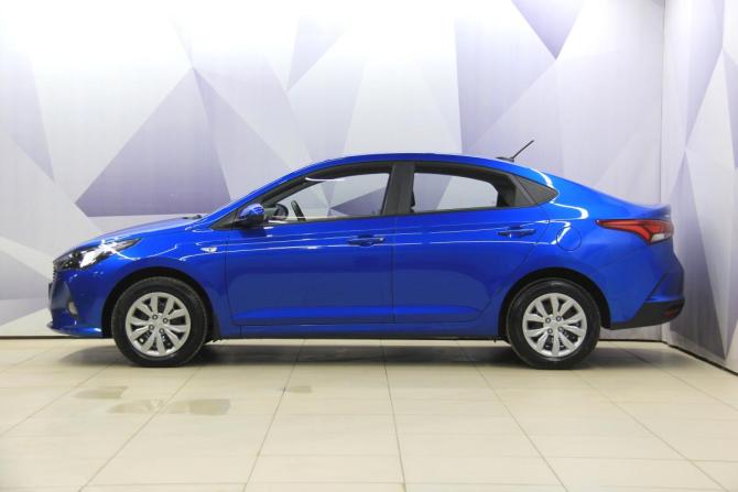 Hyundai Solaris II Рестайлинг с пробегом 2021 года, цена 1 635 200 рублей, 60031 км, седан, Автокод Объявления