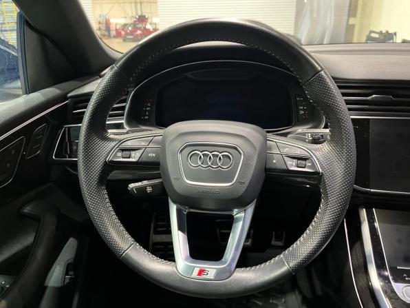Audi Q8 I (4M) с пробегом 2018 года, цена 6 750 000 рублей, 44777 км, внедорожник, Автокод Объявления