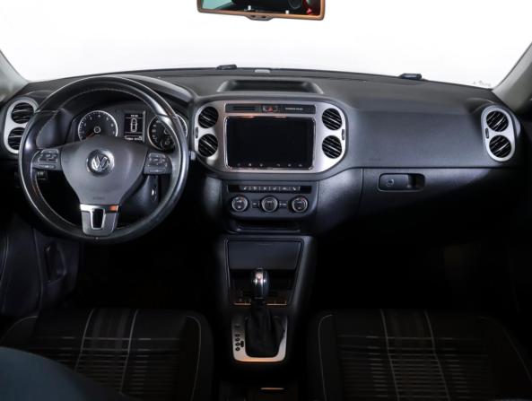 Volkswagen Tiguan I Рестайлинг с пробегом 2015 года, цена 1 288 000 рублей, 142500 км, внедорожник, Автокод Объявления