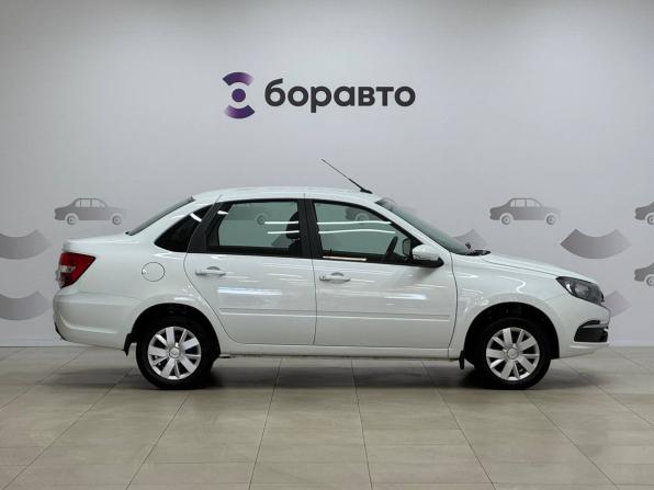 Lada (ВАЗ) Granta I Рестайлинг с пробегом 2026 года, цена 950 000 рублей, 5122 км, седан, Автокод Объявления