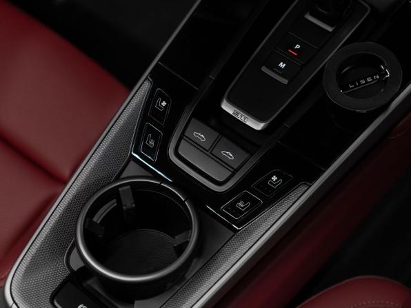 Porsche 911 VIII (992) с пробегом 2023 года, цена 22 000 000 рублей, 9651 км, тарга, Автокод Объявления