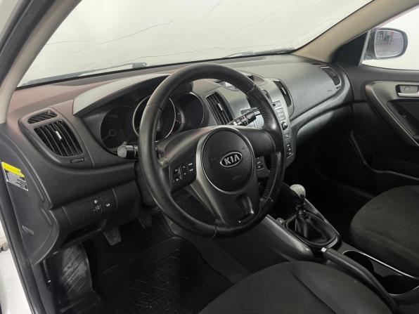 Kia Cerato II с пробегом 2012 года, цена 585 000 рублей, 297000 км, седан, Автокод Объявления