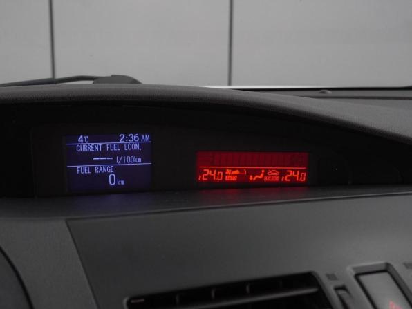 Mazda 3 II (BL) с пробегом 2010 года, цена 899 000 рублей, 193962 км, седан, Автокод Объявления