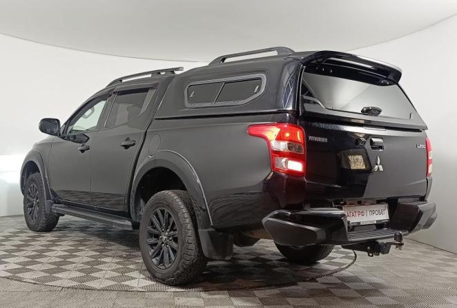 Mitsubishi L200 V с пробегом 2018 года, цена 1 950 000 рублей, 204402 км, offers.body_type.unknown, Автокод Объявления