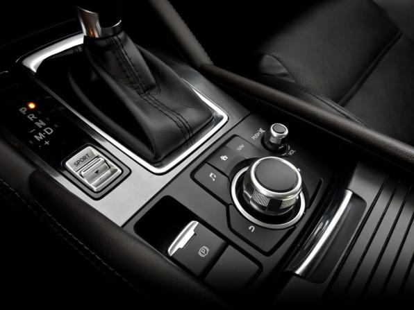 Mazda 6 III (GJ) Рестайлинг с пробегом 2018 года, цена 1 970 000 рублей, 114674 км, седан, Автокод Объявления