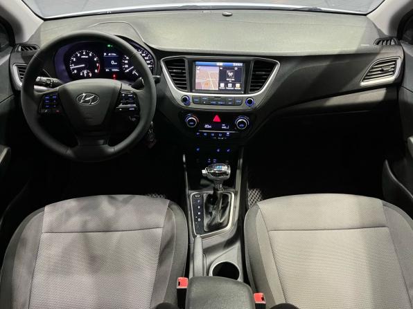 Hyundai Solaris II с пробегом 2018 года, цена 1 250 000 рублей, 122000 км, седан, Автокод Объявления