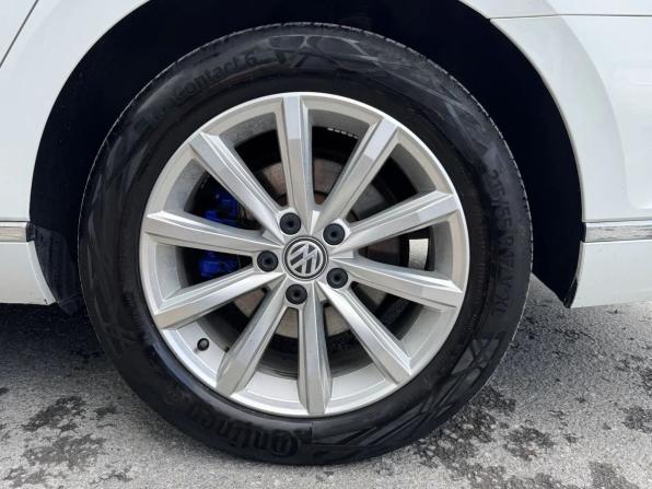 Volkswagen Passat B8 Рестайлинг с пробегом 2020 года, цена 2 175 000 рублей, 169774 км, универсал, Автокод Объявления