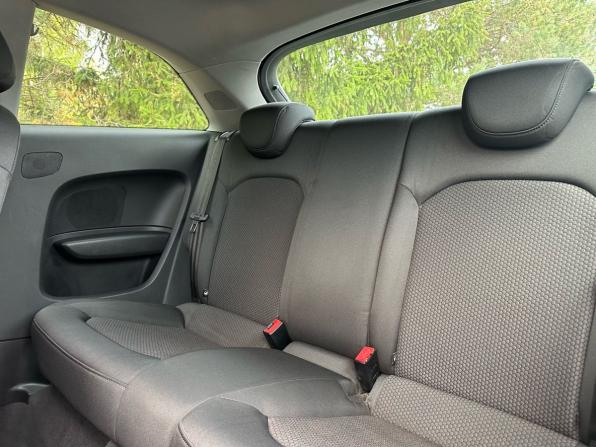 Audi A1 I (8X) с пробегом 2012 года, цена 819 000 рублей, 169536 км, хэтчбек, Автокод Объявления