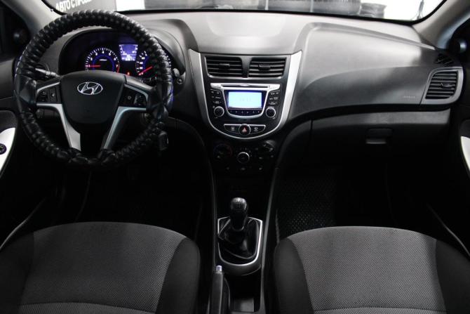 Hyundai Solaris I с пробегом 2014 года, цена 718 000 рублей, 163000 км, седан, Автокод Объявления