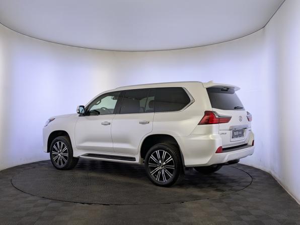 Lexus LX III Рестайлинг 2 с пробегом 2018 года, цена 7 950 000 рублей, 154891 км, внедорожник, Автокод Объявления