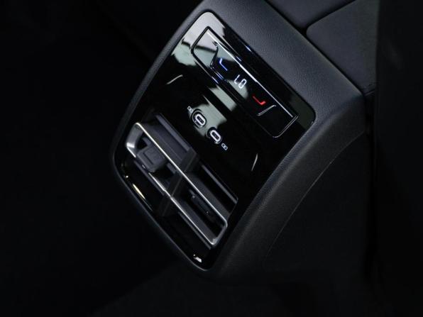 Volkswagen Tiguan III (China Market) с пробегом 2026 года, цена 4 868 888 рублей, 29 км, внедорожник, Автокод Объявления