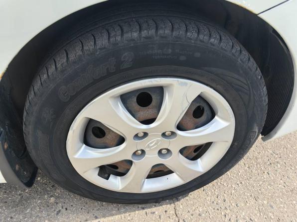 Hyundai Solaris I с пробегом 2012 года, цена 585 000 рублей, 171000 км, хэтчбек, Автокод Объявления