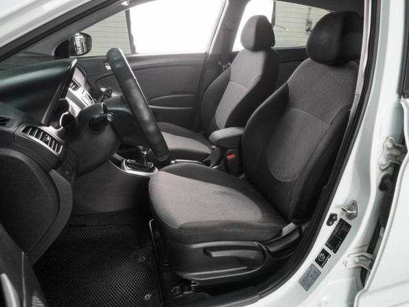Hyundai Solaris I с пробегом 2012 года, цена 809 000 рублей, 177349 км, хэтчбек, Автокод Объявления