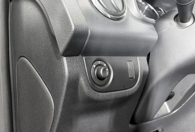 Renault Sandero II с пробегом 2015 года, цена 935 000 рублей, 91780 км, хэтчбек, Автокод Объявления