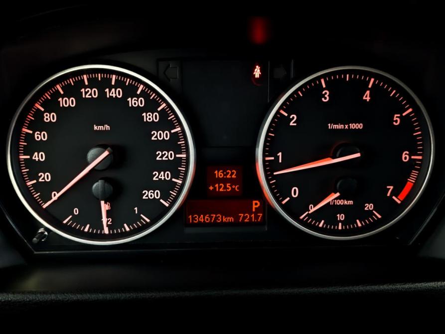 BMW X1 I (E84) Рестайлинг Москва  - изображение 13