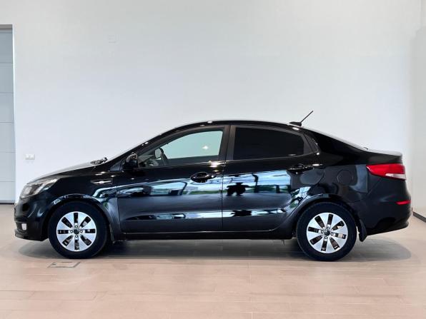 Kia Rio III Рестайлинг с пробегом 2017 года, цена 1 099 000 рублей, 128685 км, седан, Автокод Объявления