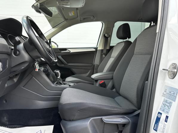Volkswagen Tiguan II Рестайлинг с пробегом 2021 года, цена 3 099 000 рублей, 62042 км, внедорожник, Автокод Объявления