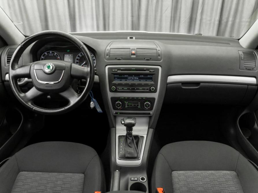 Skoda Octavia II (A5) Рестайлинг Москва  - изображение 8