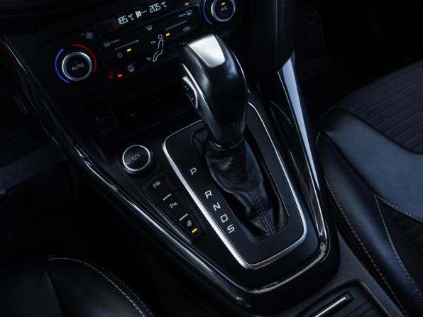 Ford Focus III Рестайлинг с пробегом 2017 года, цена 1 248 000 рублей, 109357 км, хэтчбек, Автокод Объявления