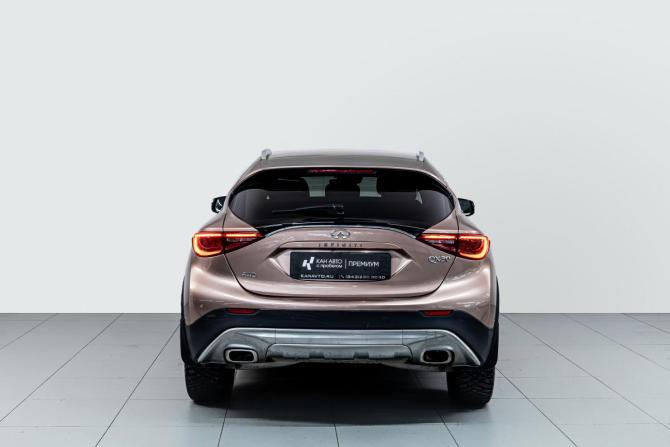 Infiniti QX30 с пробегом 2016 года, цена 2 259 000 рублей, 106000 км, внедорожник, Автокод Объявления