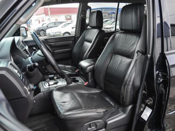 Mitsubishi Pajero IV с пробегом 2011 года, цена 1 950 000 рублей, 398459 км, внедорожник, Автокод Объявления