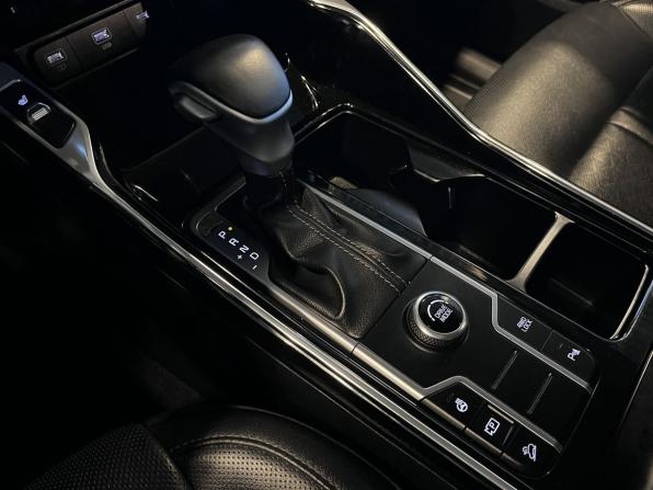 Kia Sorento IV с пробегом 2022 года, цена 3 600 000 рублей, 130861 км, внедорожник, Автокод Объявления