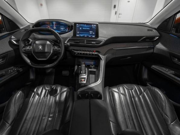 Peugeot 3008 II с пробегом 2017 года, цена 1 645 000 рублей, 144274 км, внедорожник, Автокод Объявления