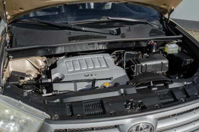 Toyota Highlander II (XU40) Рестайлинг с пробегом 2012 года, цена 1 999 000 рублей, 223000 км, внедорожник, Автокод Объявления