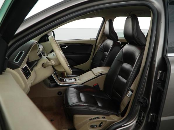 Volvo XC70 II с пробегом 2010 года, цена 1 357 077 рублей, 261562 км, универсал, Автокод Объявления