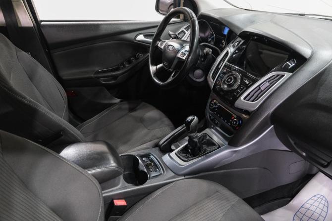 Ford Focus III с пробегом 2012 года, цена 709 000 рублей, 310000 км, хэтчбек, Автокод Объявления
