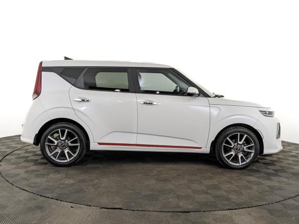 Kia Soul III с пробегом 2021 года, цена 2 030 000 рублей, 136261 км, хэтчбек, Автокод Объявления