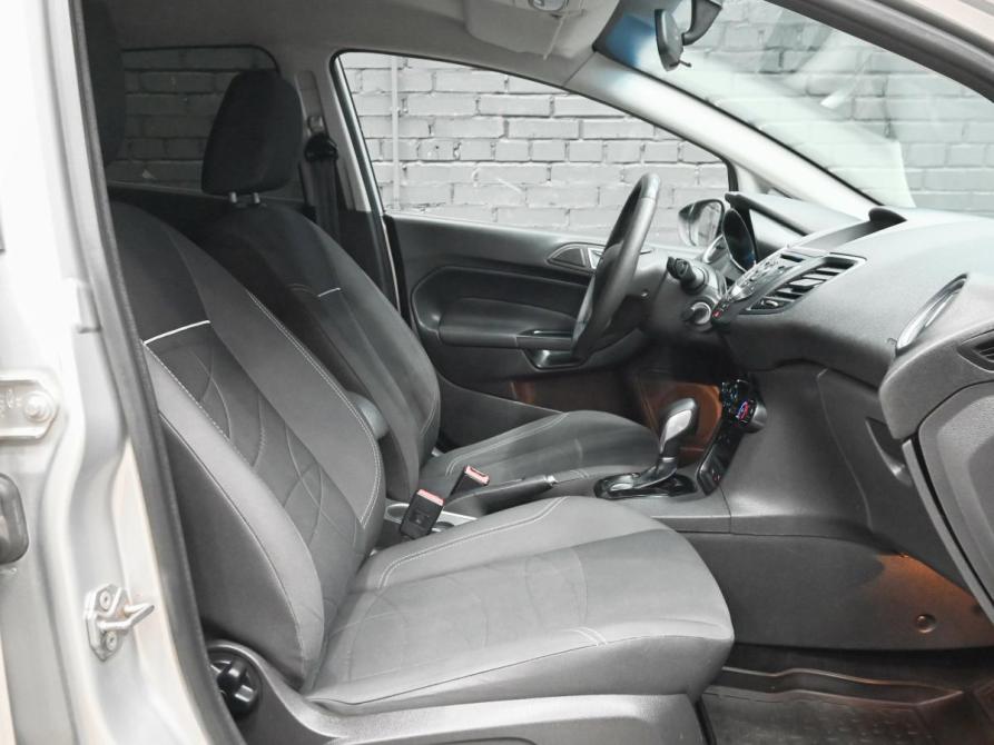 Ford Fiesta Mk6 Рестайлинг Екатеринбург  - изображение 10