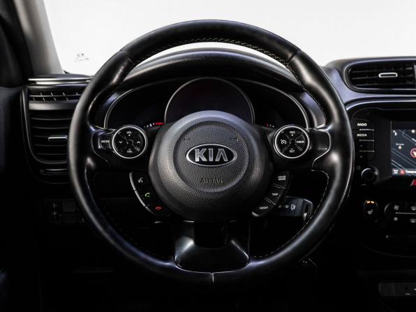 Kia Soul II Рестайлинг с пробегом 2017 года, цена 1 400 000 рублей, 186474 км, хэтчбек, Автокод Объявления
