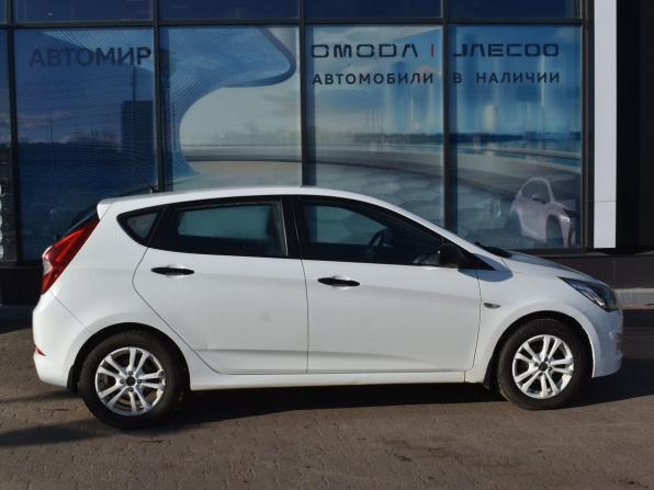 Hyundai Solaris I Рестайлинг с пробегом 2015 года, цена 794 000 рублей, 158114 км, хэтчбек, Автокод Объявления