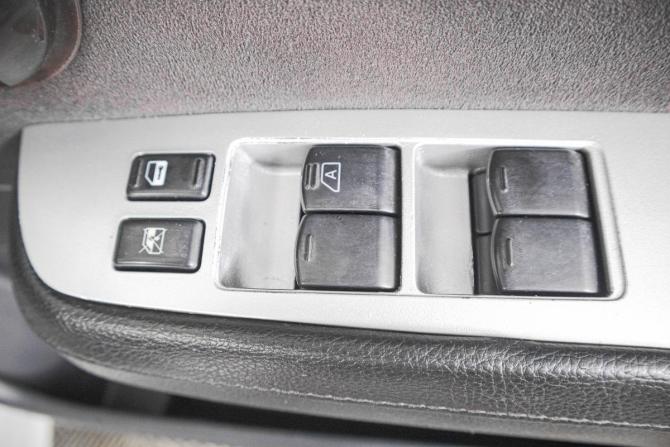 Nissan Tiida I с пробегом 2004 года, цена 449 000 рублей, 124409 км, седан, Автокод Объявления