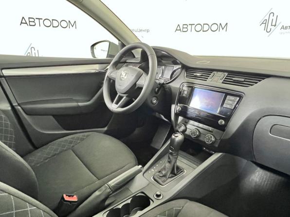Skoda Octavia III (A7) Рестайлинг с пробегом 2017 года, цена 1 439 000 рублей, 158115 км, лифтбек, Автокод Объявления