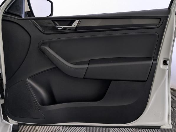 Skoda Rapid II с пробегом 2021 года, цена 1 130 000 рублей, 191626 км, лифтбек, Автокод Объявления